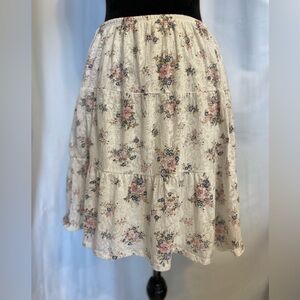Maurices White Pastel Floral Print Short Skirt Size Large